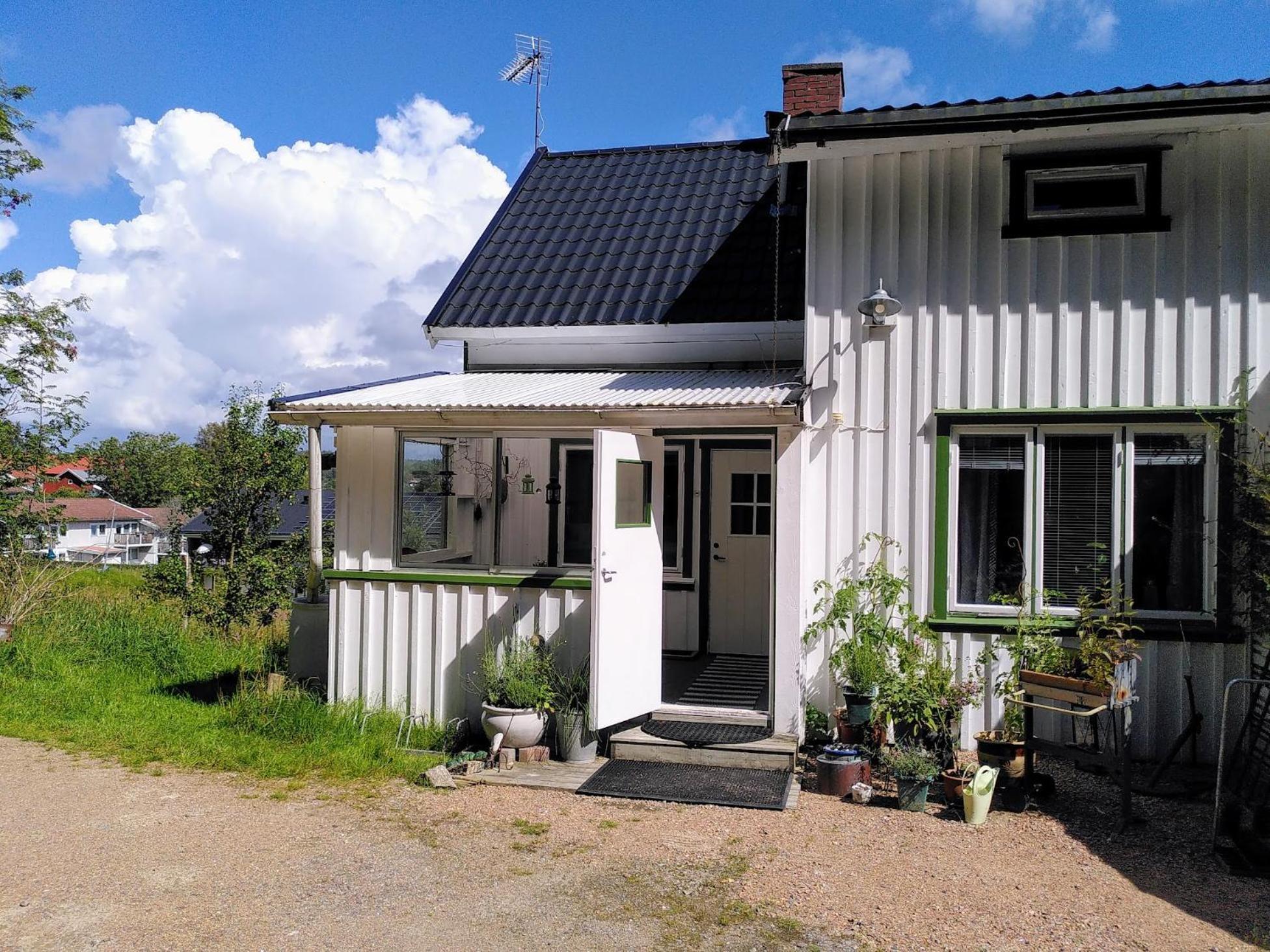Laegenhet Naturnaera I Henån Buitenkant foto